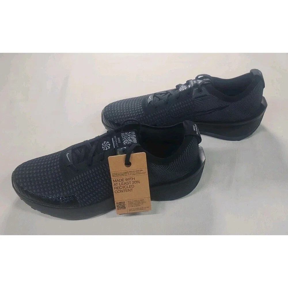 Nike Interact Run SE Men's Size 10.5 Black New In Box.